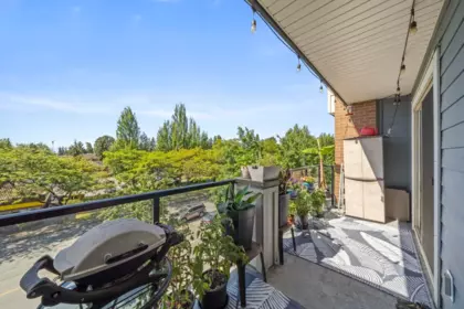 Loft / Bonus Room Photo of 324 1330 Marine Drive, North Vancouver, BC