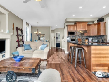 Breakfast Nook Photo of 6573 193 Street, Surrey, BC