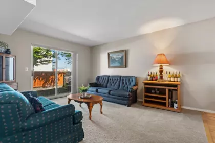 Breakfast Nook Photo of 35 45435 Knight Road, Chilliwack, BC