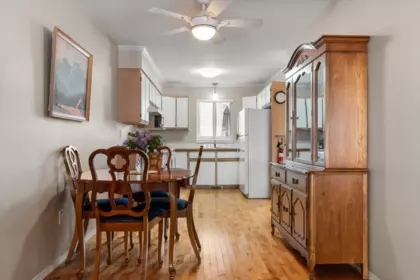 Kitchen Island Photo of 35 45435 Knight Road, Chilliwack, BC