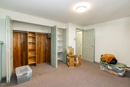 Entry Foyer Photo of 13852 Malabar Avenue, White Rock, BC