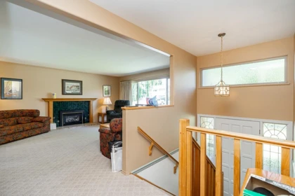 13852 Malabar Avenue, White Rock, BC, White Rock — Single Family Residence for sale