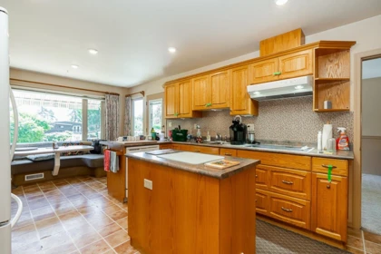 Pantry Photo of 13852 Malabar Avenue, White Rock, BC