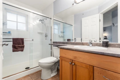 Mudroom Photo of 204 815 First Street, New Westminster, BC