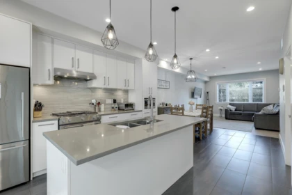 Kitchen Island Photo of 102 806 Gauthier Avenue, Coquitlam, BC