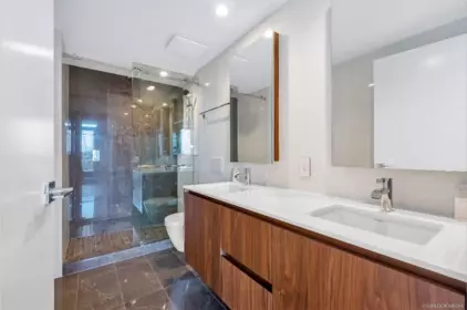 Kitchen Photo of 505/506 375 W 59th Avenue, Vancouver, BC