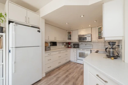 Kitchen Photo of 117 2533 Marcet Court, Abbotsford, BC