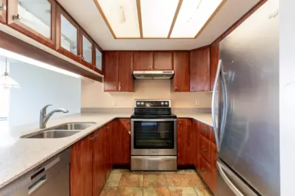 Kitchen Photo of 903 69 Jamieson Court, New Westminster, BC
