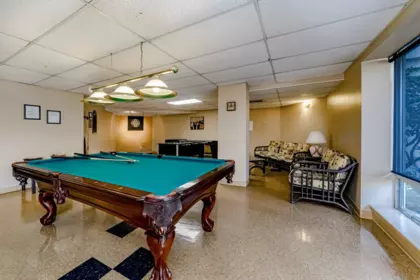 Swimming Pool Photo of 903 69 Jamieson Court, New Westminster, BC