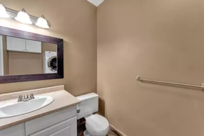 Powder Room Photo of 20135 121st Avenue, Maple Ridge, BC
