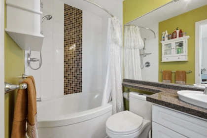 Laundry Room Photo of 46 St. Patricks Avenue, North Vancouver, BC