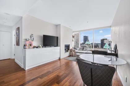 3406 1111 Alberni Street, Vancouver, BC, Vancouver — Apartment/Condo for sale