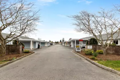 Garden / Landscaping Photo of 39 23580 Dewdney Trunk Road, Maple Ridge, BC