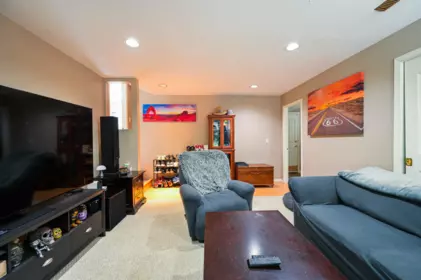 Breakfast Nook Photo of 15477 93a Avenue, Surrey, BC
