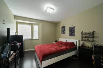 Laundry Room Photo of 15477 93a Avenue, Surrey, BC