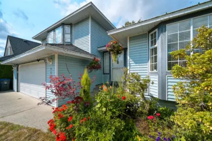 15477 93a Avenue, Surrey, BC, Surrey — Single Family Residence for sale