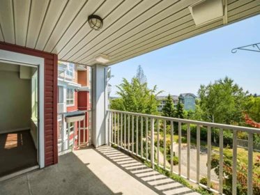 Entry Foyer Photo of 319 6480 194 Street, Surrey, BC