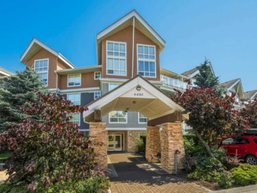 319 6480 194 Street, Surrey, BC, Surrey — Apartment/Condo for sale