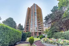 201 4350 Beresford Street, Burnaby, BC