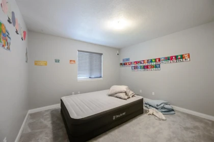 Guest Bathroom Photo of 32533 Ptarmigan Drive, Mission, BC