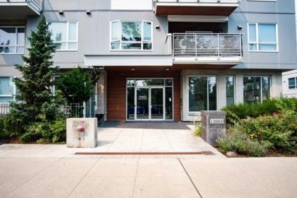 218 13963 105 Boulevard, Surrey, BC, Surrey — Apartment/Condo for sale