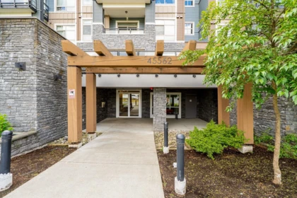307 45562 Airport Road, Chilliwack, BC, Chilliwack — Apartment/Condo for sale
