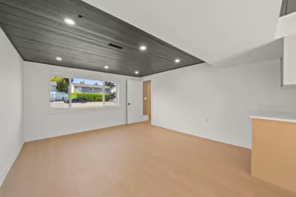 Hot Tub / Spa Photo of 5548 44 Avenue, Delta, BC