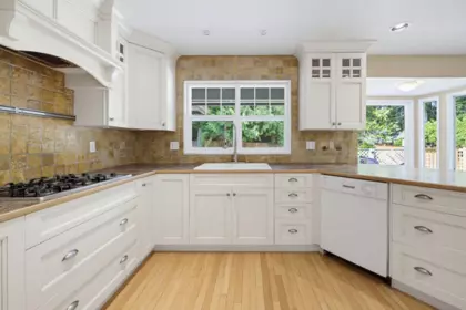 Pantry Photo of 13521 19 Avenue, Surrey, BC