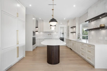 Kitchen Island Photo of 416 Trinity Street, Coquitlam, BC