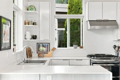 Kitchen Island Photo of 884 Trower Lane, Gibsons, BC