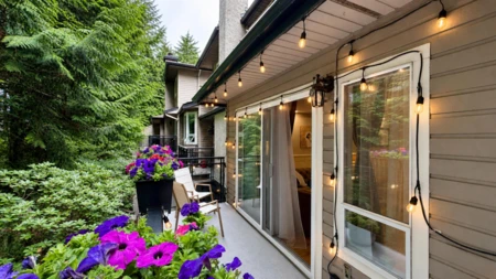 Front Yard Photo of 3938 Indian River Drive, North Vancouver, BC