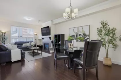 Kitchen Island Photo of 29 19560 68 Avenue, Surrey, BC