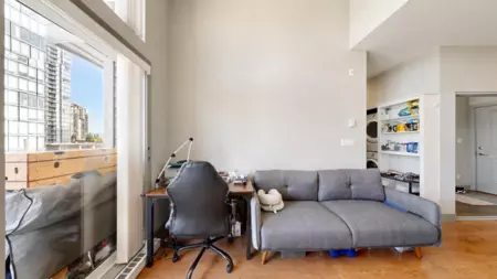 406 6875 Dunblane Avenue, Burnaby, BC, Burnaby — Apartment/Condo for sale