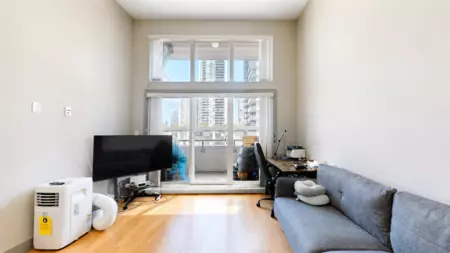 406 6875 Dunblane Avenue, Burnaby, BC, Burnaby — Apartment/Condo for sale