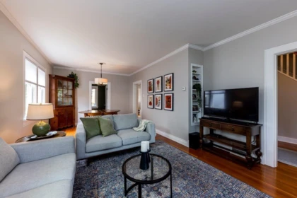 Primary Bedroom Photo of 618 Colborne Street, New Westminster, BC