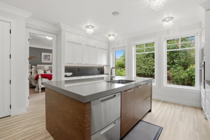 Breakfast Nook Photo of 14 3122 160th Street, Surrey, BC