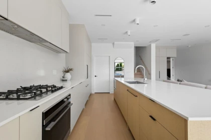 Office / Den Photo of 3 2124 E 8 Avenue, Vancouver, BC