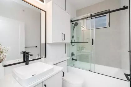 Laundry Room Photo of 1 2753 Nanaimo Street, Vancouver, BC