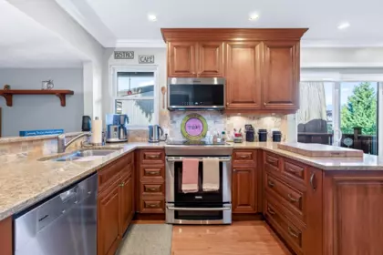 Breakfast Nook Photo of 2996 Surf Crescent, Coquitlam, BC