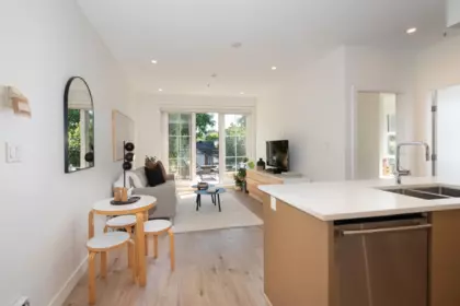 203 2528 Collingwood Street, Vancouver, BC, Vancouver — Apartment/Condo for sale