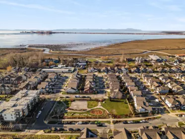 Front Yard Photo of 408 4690 Hawk Lane, Tsawwassen, BC