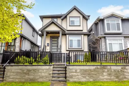 333 E 64th Avenue, Vancouver, BC, Vancouver — Half Duplex for sale