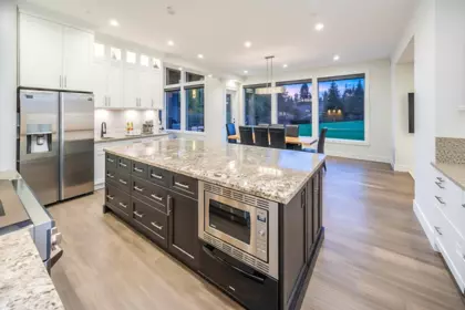 Breakfast Nook Photo of 24331 124 Avenue, Maple Ridge, BC