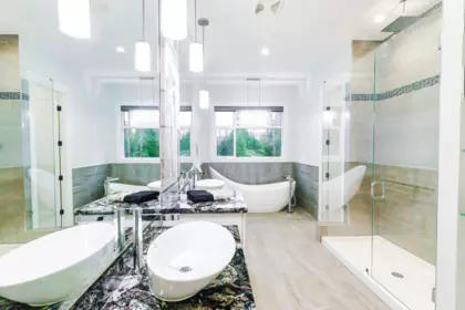 Guest Bathroom Photo of 24331 124 Avenue, Maple Ridge, BC