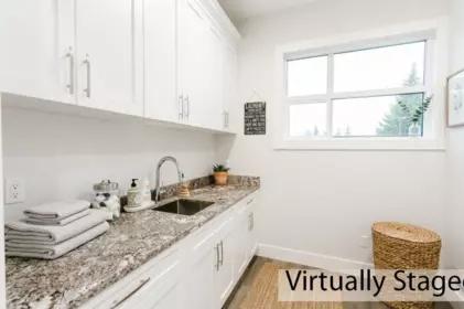 Primary Bathroom Photo of 24331 124 Avenue, Maple Ridge, BC