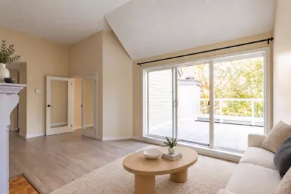 306 5025 Sanders Street, Burnaby, BC, Burnaby — Apartment/Condo for sale