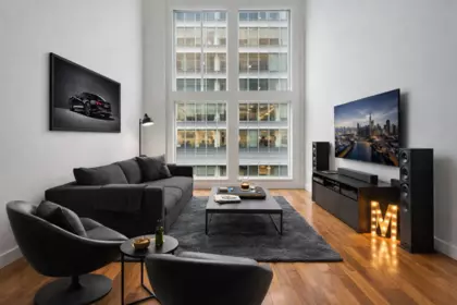 Family Room Photo of 409 610 Granville Street, Vancouver, BC