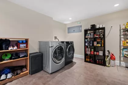 Laundry Room Photo of 617 Fifth Street, New Westminster, BC