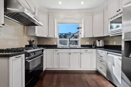Pantry Photo of 617 Fifth Street, New Westminster, BC