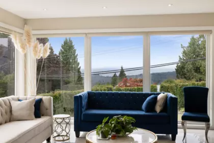 Breakfast Nook Photo of 4716 Skyline Drive, North Vancouver, BC